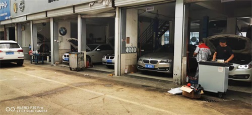 汽车更换空调滤芯的具体方法